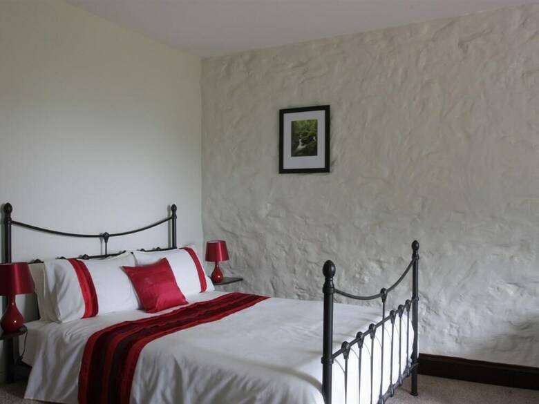 The Cedars B&B