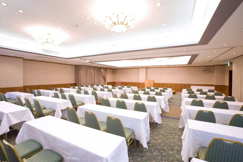 Kochi Sunrise Hotel