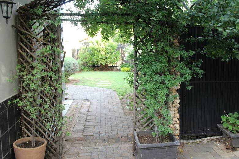 Hotel Cottonwood Guesthouse