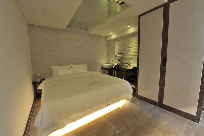 Hotel The Grang Nampo (Fromerly Ytt)