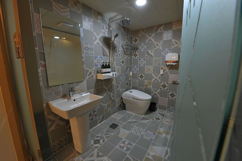 Hotel The Grang Nampo (Fromerly Ytt)