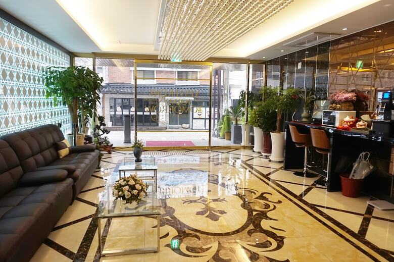 Hotel The Grang Nampo (Fromerly Ytt)