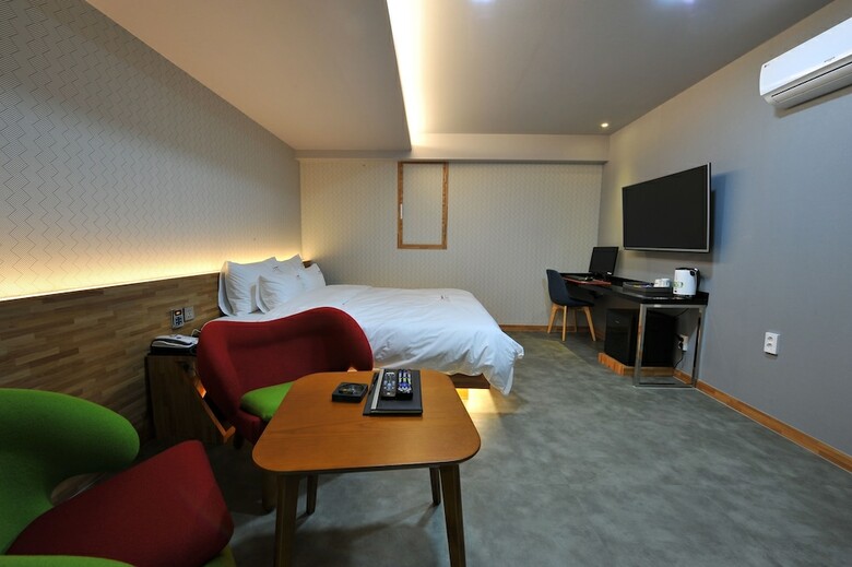 Hotel The Grang Nampo (Fromerly Ytt)
