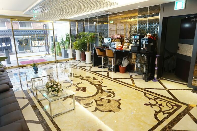 Hotel The Grang Nampo (Fromerly Ytt)