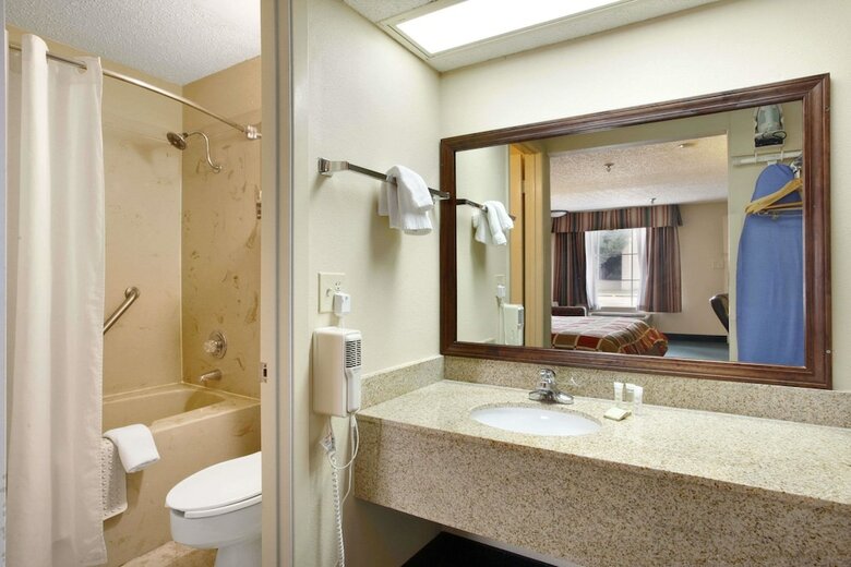Motel Super 8 By Wyndham New Iberia