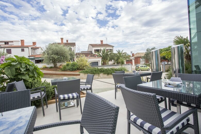Adrion Aparthotel
