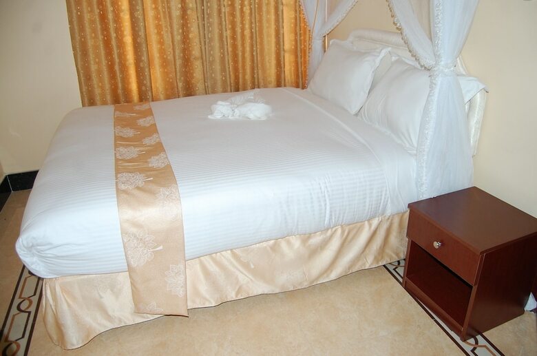 Lantana Hotel
