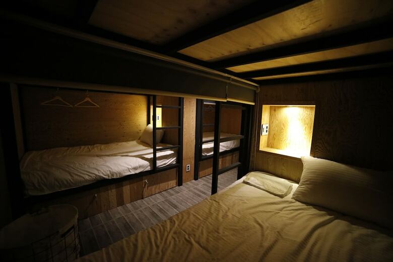 Hostal The Bay Guesthouse - Hostel