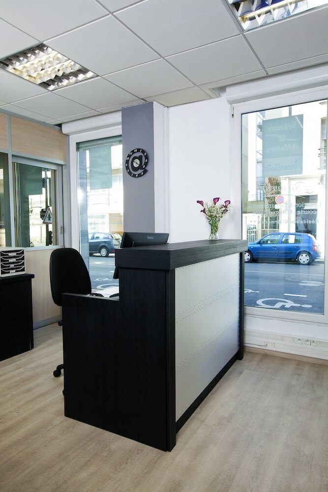 Residencia S�jours Et Affaires Clairmarais