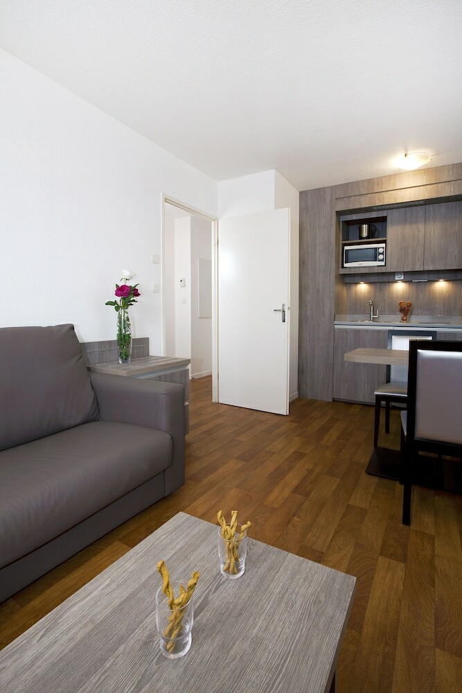 Residencia S�jours Et Affaires Clairmarais
