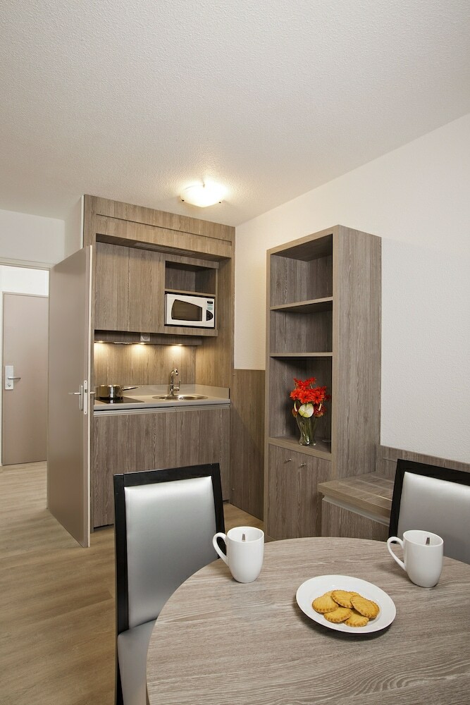 Residencia S�jours Et Affaires Clairmarais
