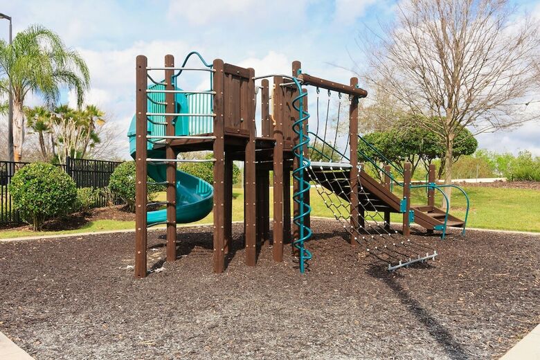 Reunion Resort By Intteli Fun Rentals