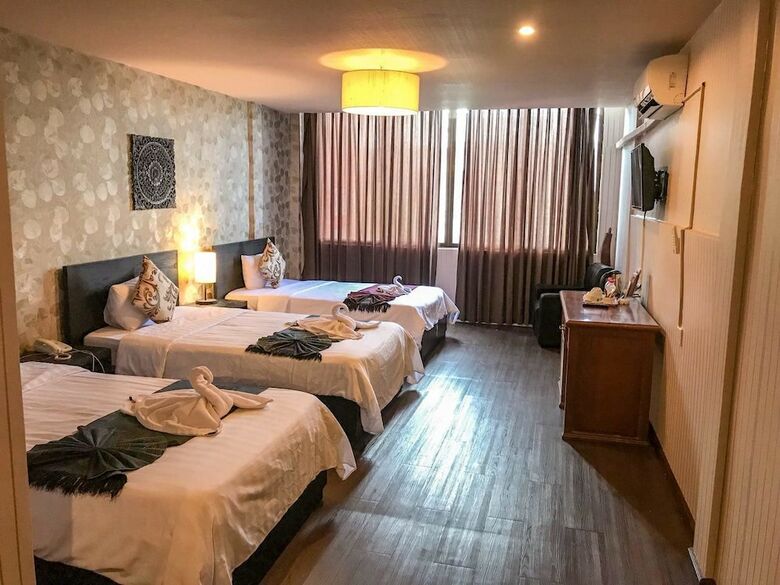 River Star Hotel