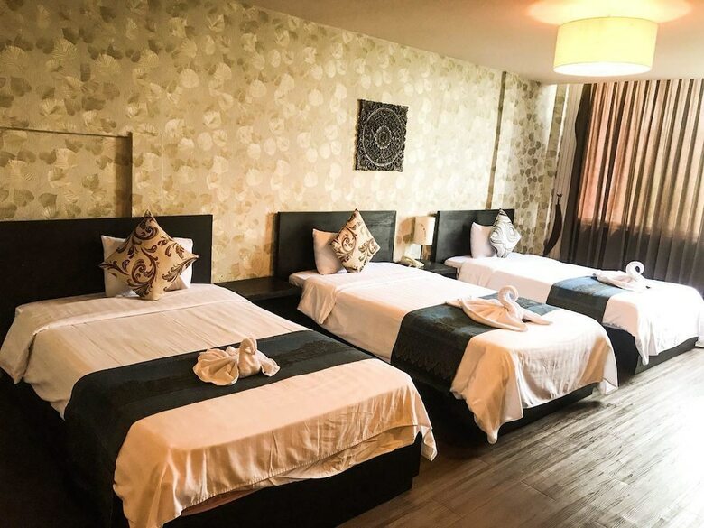 River Star Hotel