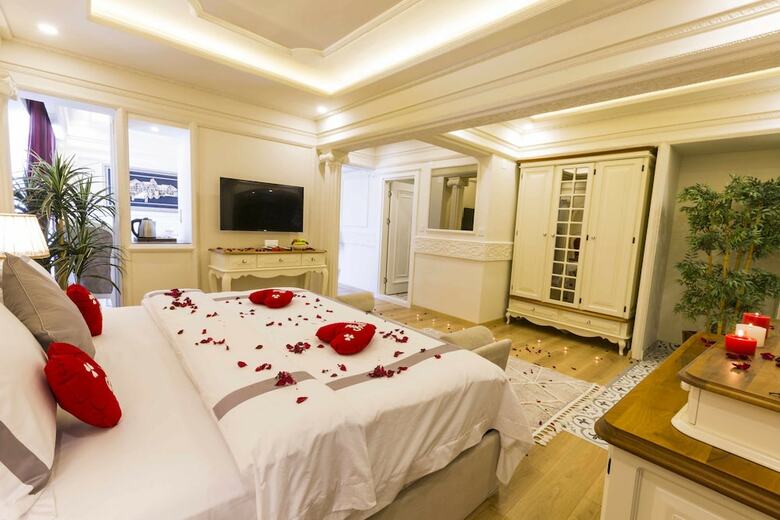 Andalouse Elegante Suite Hotel