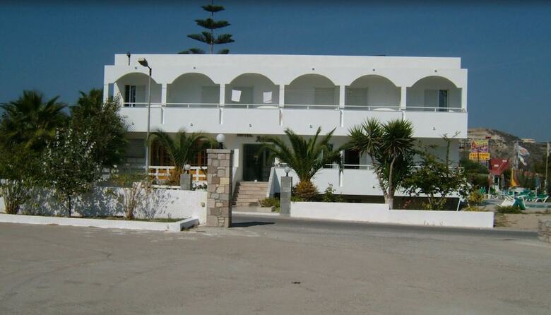 Antonis Hotel