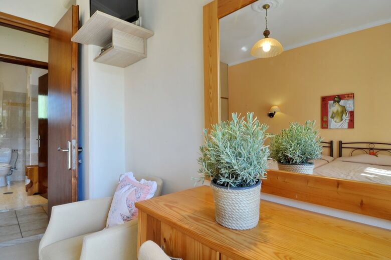Hotel Marilena Studios