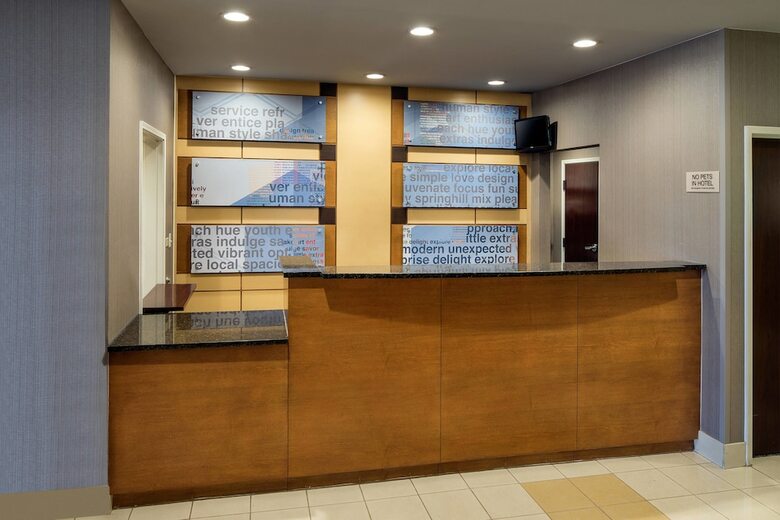 Hotel Springhill Suites By Marriott Bakersfield