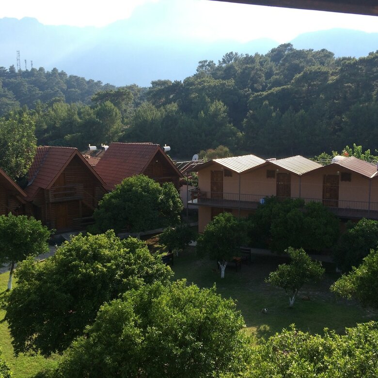 Woodline Hotel