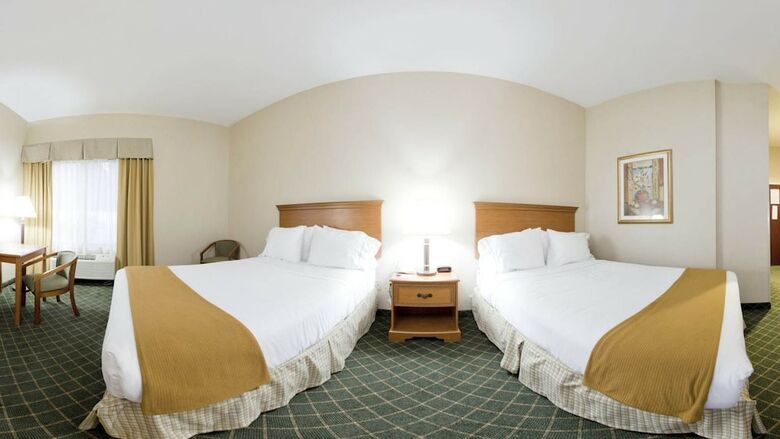 Holiday Inn Express Hotel & Suites Sylacauga