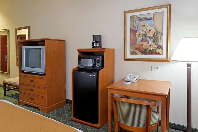 Holiday Inn Express Hotel & Suites Sylacauga
