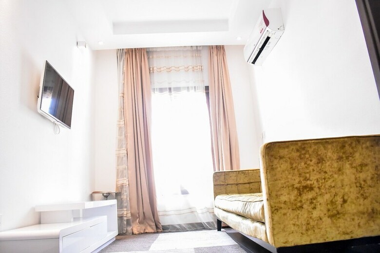 Sun Heaven Hotel & Resort V/i