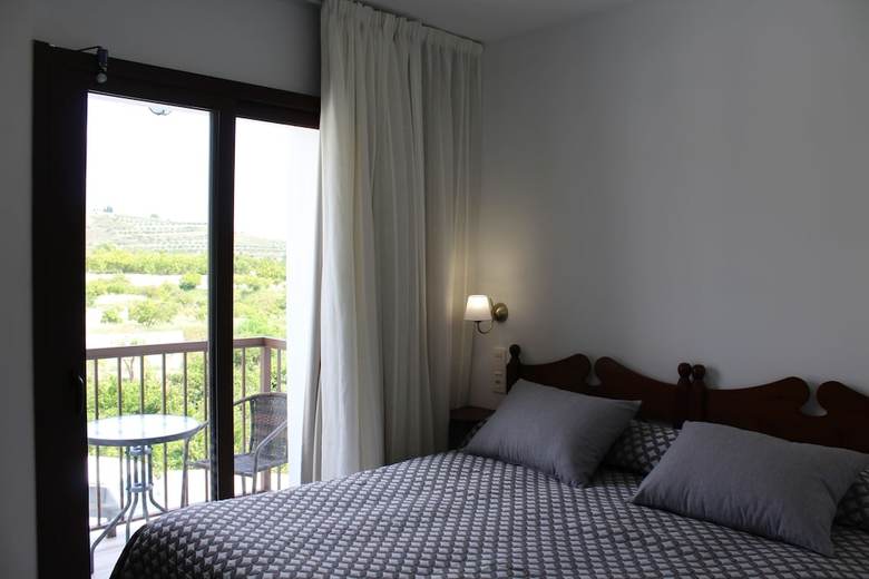 Hostal Y Apartamento Rural Los Naranjos