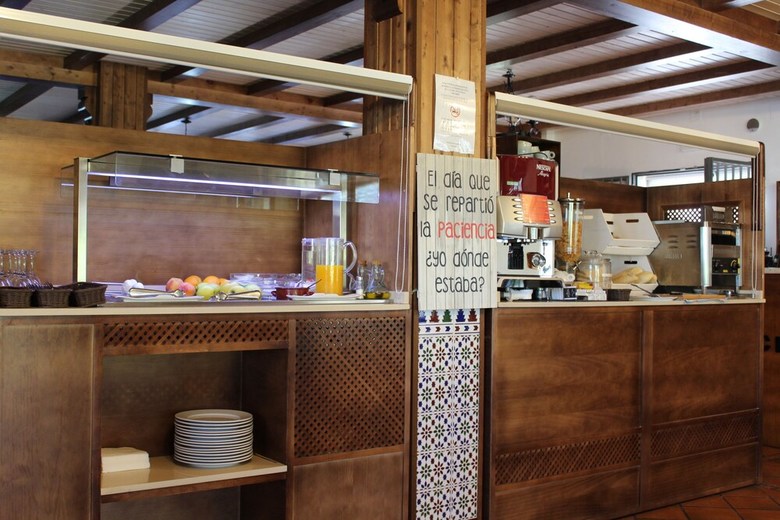 Hostal Y Apartamento Rural Los Naranjos