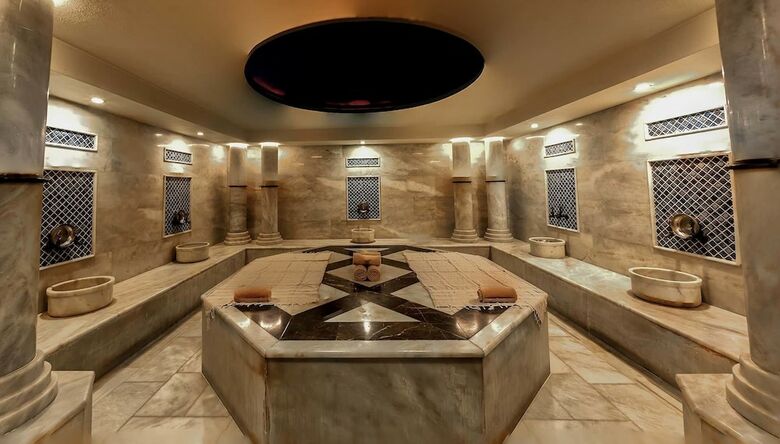 Hotel Village Park Resort And Spa Otel
