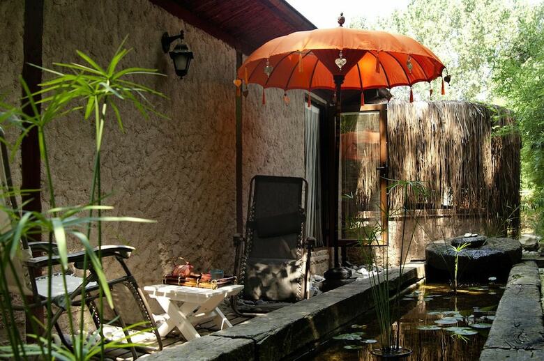 Hotel Village Park Resort And Spa Otel