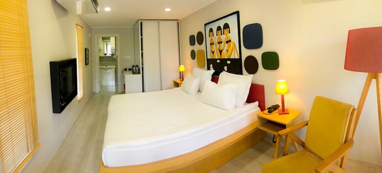 Hotel Village Park Resort And Spa Otel