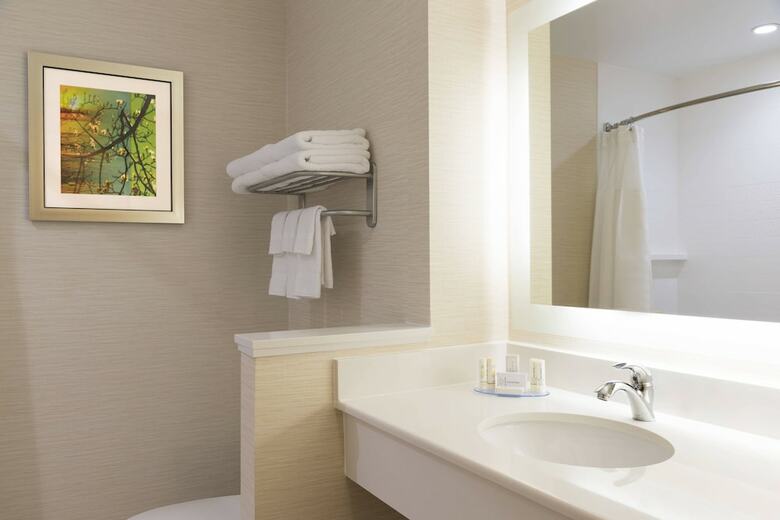 Hotel Fairfield Inn & Suites Medina