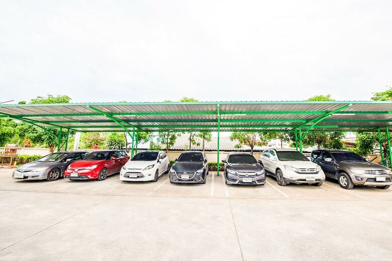 Hotel Oyo 306 Paradise Park Laemchabang