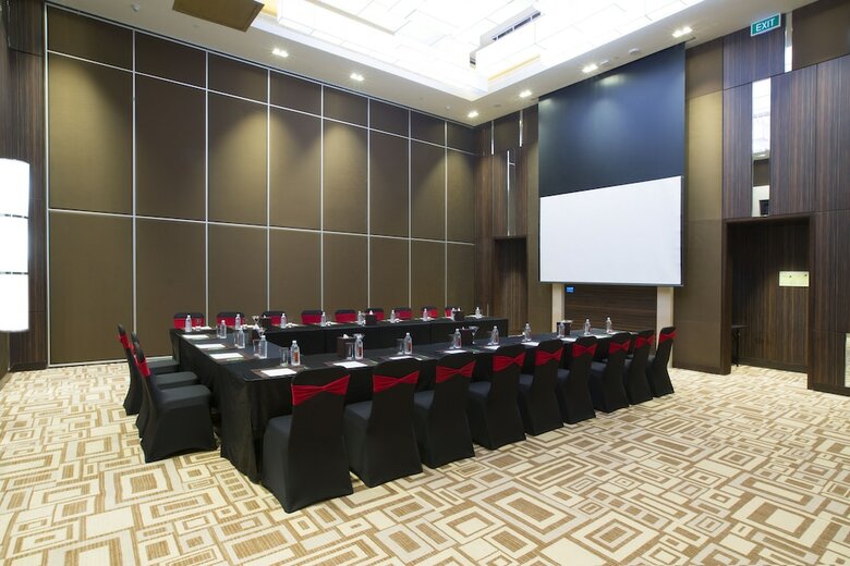 Hotel Holiday Inn Chennai Omr It Expressway