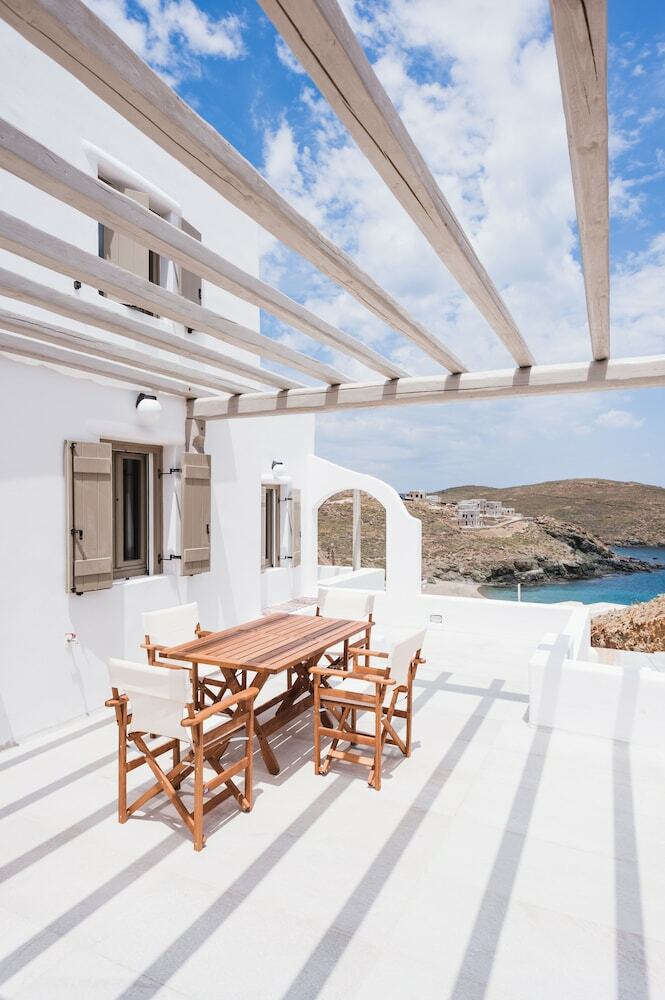 Aparthotel Sea Rock & Sky Private Residence
