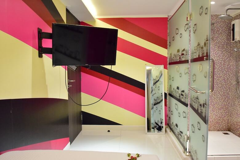 Hostal Double Five - Hostel