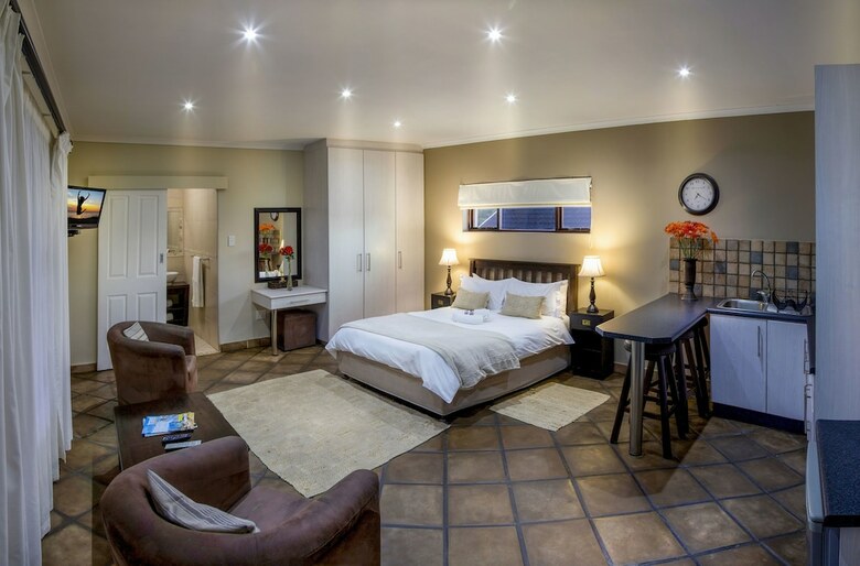 Bed & Breakfast Lalapanzi Guest Lodge