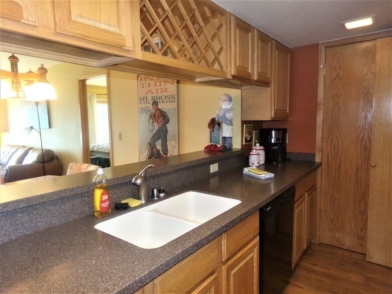 Lake Forest 2 Bed 2 Bath B