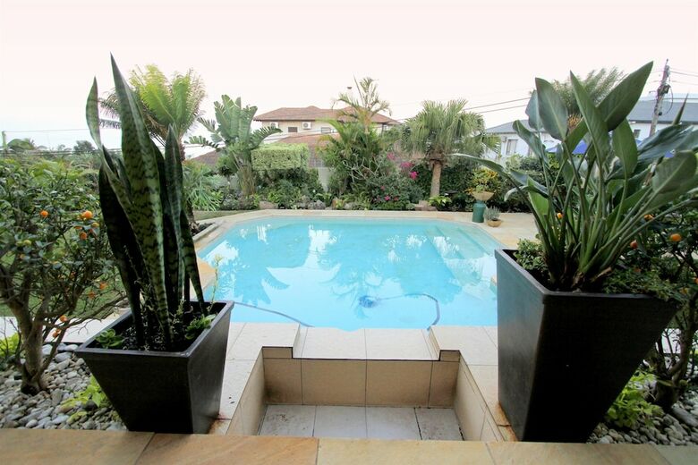 Hotel La Dolce Vita Guest House