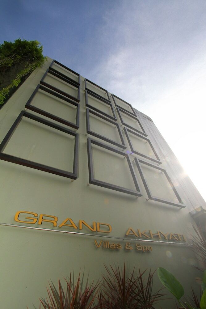 Hotel Grand Akhyati Villas & Spa