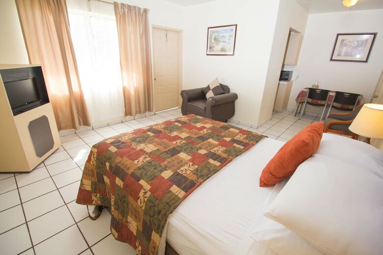 Parkway Inn Airport Motel Miami