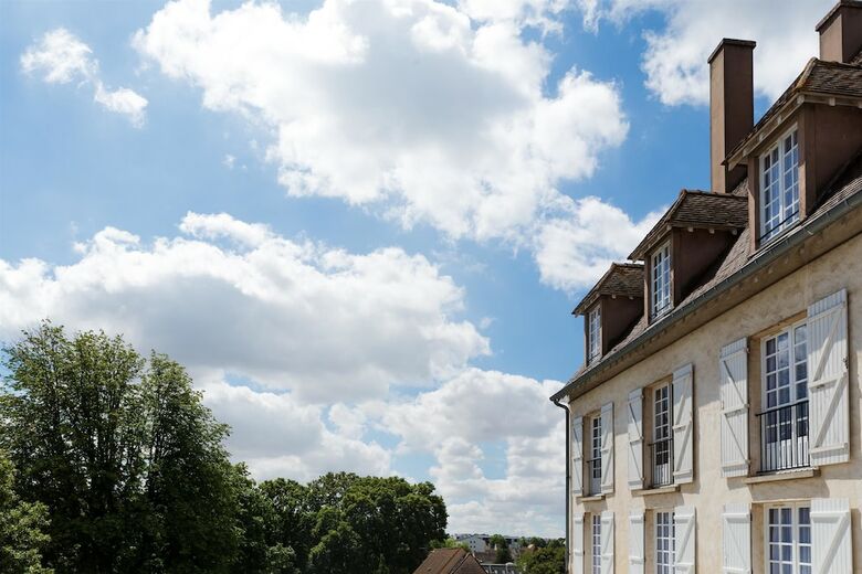 Hotel Best Western Blanche de Castille Dourdan