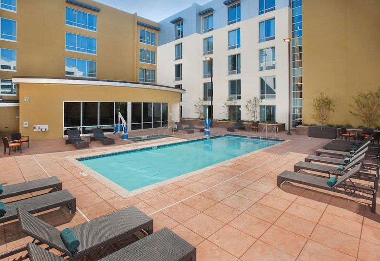 Hotel Hilton Garden Inn Burbank Downtown, Ca