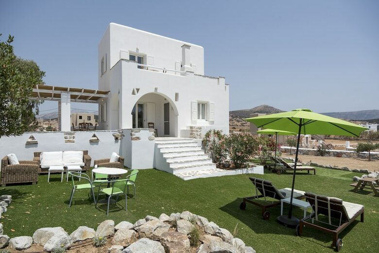 Villa Naxian Resort