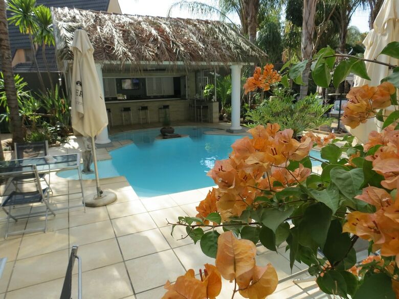 Hotel Cocomo Guesthouse, Spa And Conference Centre