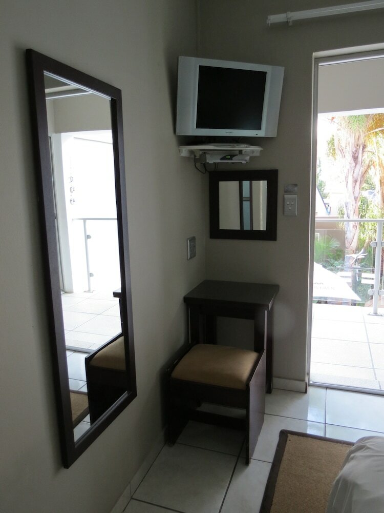 Hotel Cocomo Guesthouse, Spa And Conference Centre
