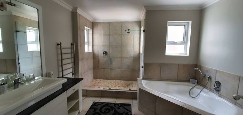 Hotel Brenton On Rocks Luxury Guest House
