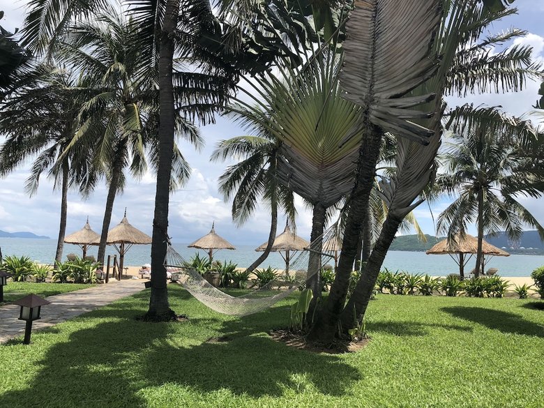 Handy Holiday Nha Trang Beach Apartment