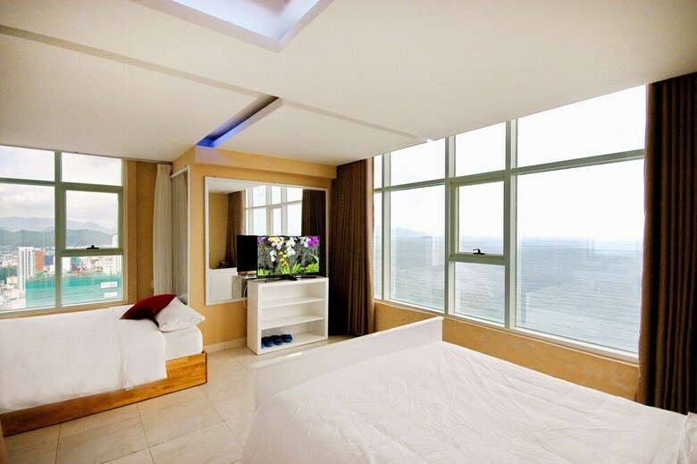 Handy Holiday Nha Trang Beach Apartment