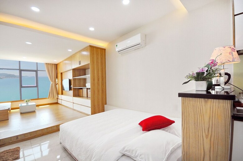 Handy Holiday Nha Trang Beach Apartment
